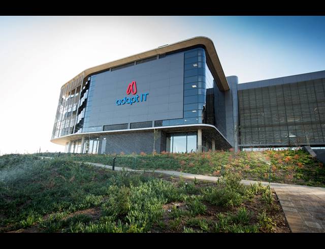 2,495M² OFFICE TO LET IN NOORDWYK